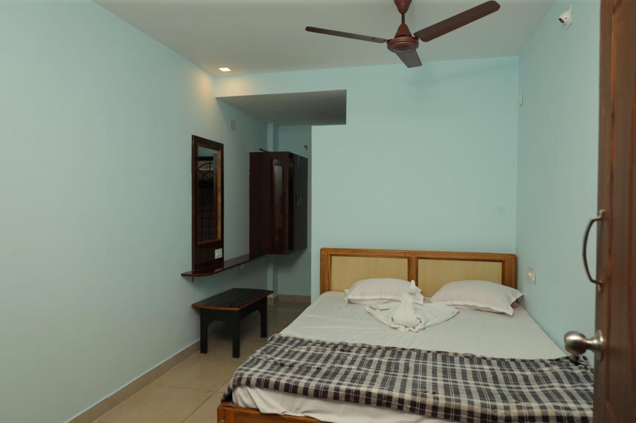 Shree Manjushree Residency 호텔 우두피 외부 사진