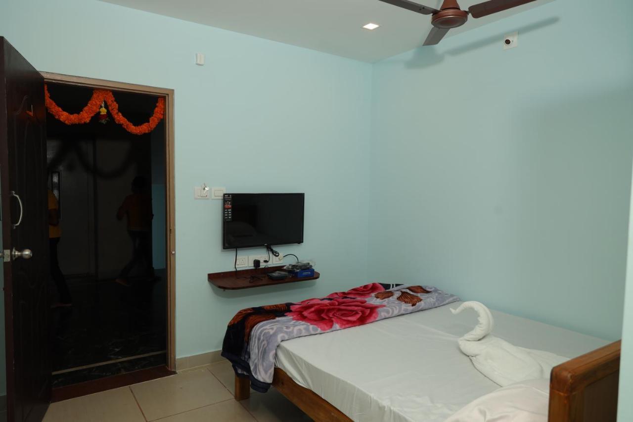 Shree Manjushree Residency 호텔 우두피 외부 사진