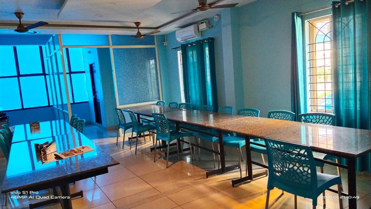 Shree Manjushree Residency 호텔 우두피 외부 사진